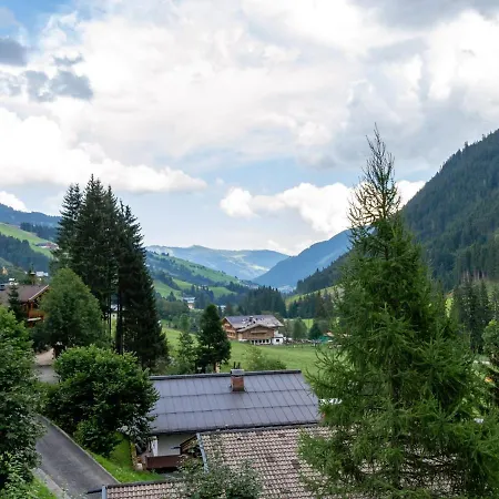 Apartment Boutique Apartment With Sauna In Saalbach Hinterglemm *